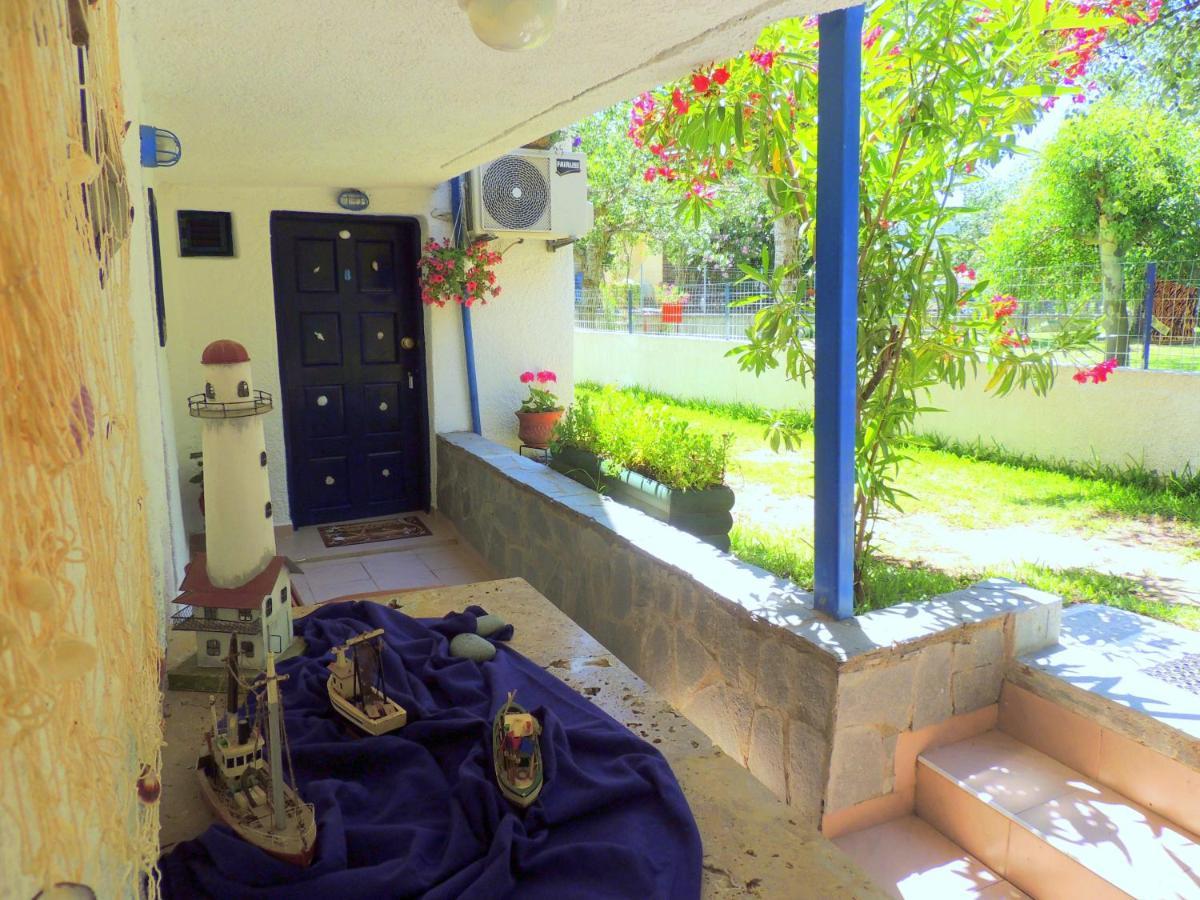 Apartment Kalamitsi Studios