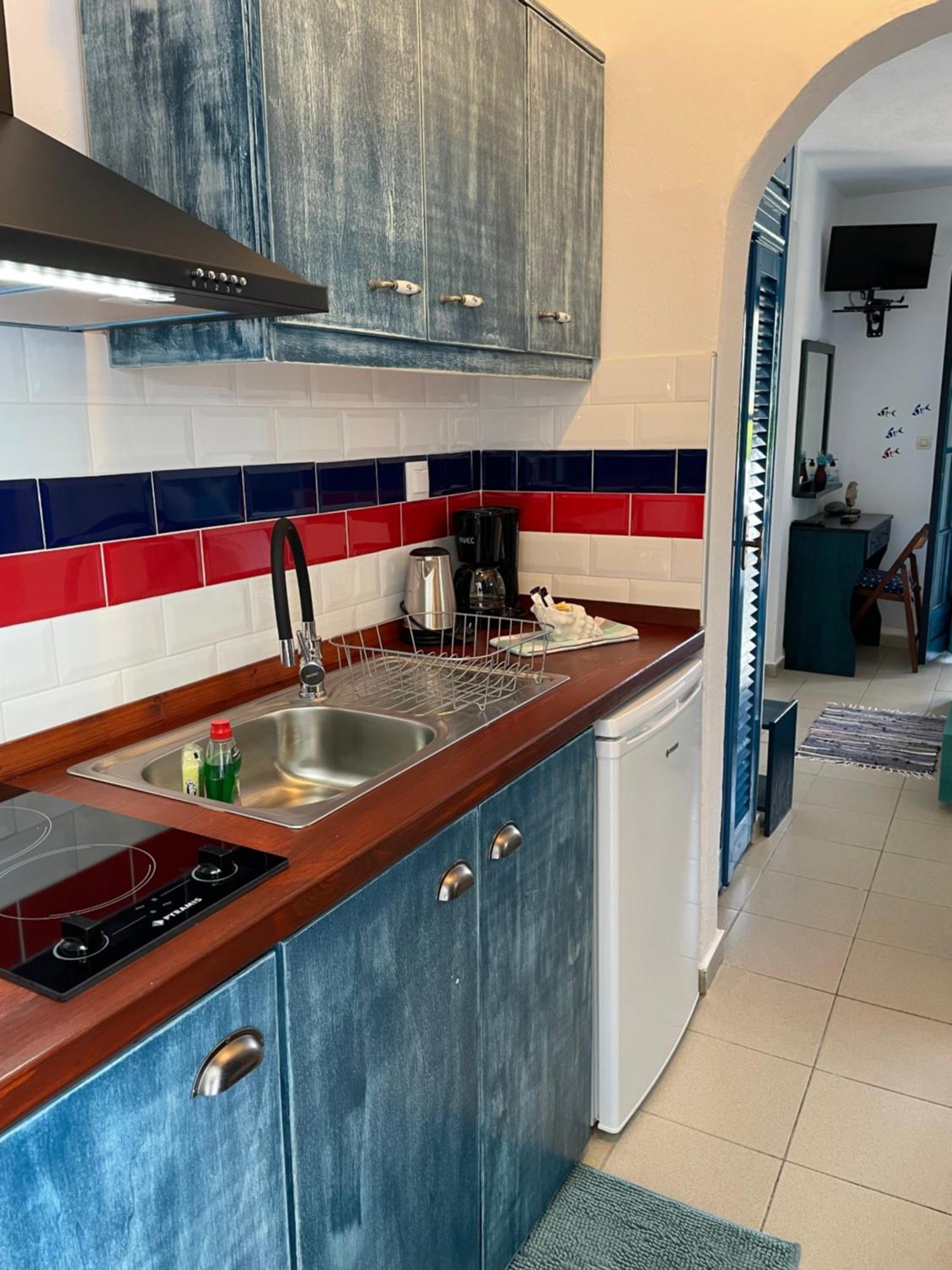 Kalamitsi Studios Apartment